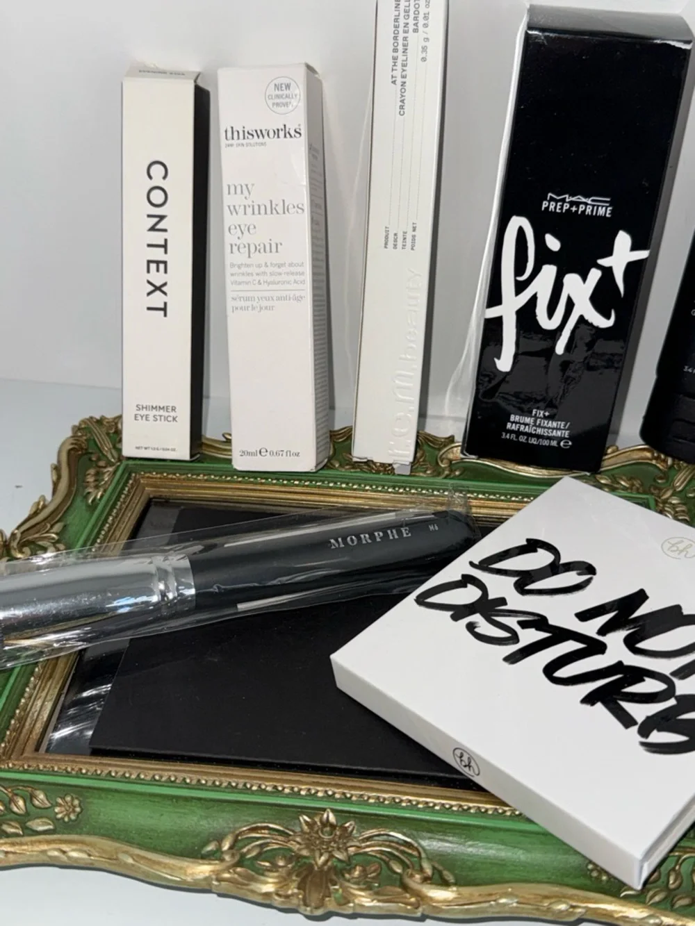 Black & White Beauty Bundle